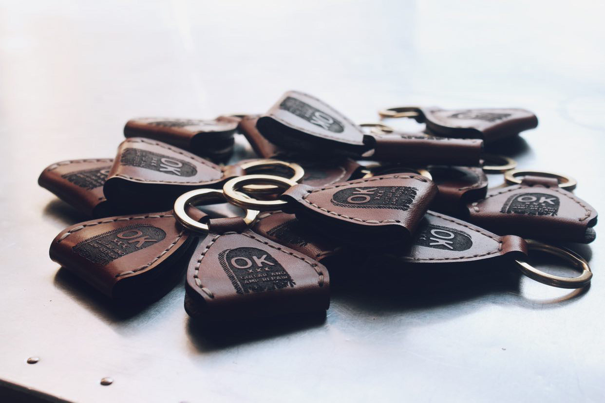 OKGAR X Simpleton Handmade Leather Guitar Pick Holder
